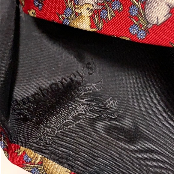 Burberry rabbit pattern silk tie - Picture 4 of 5